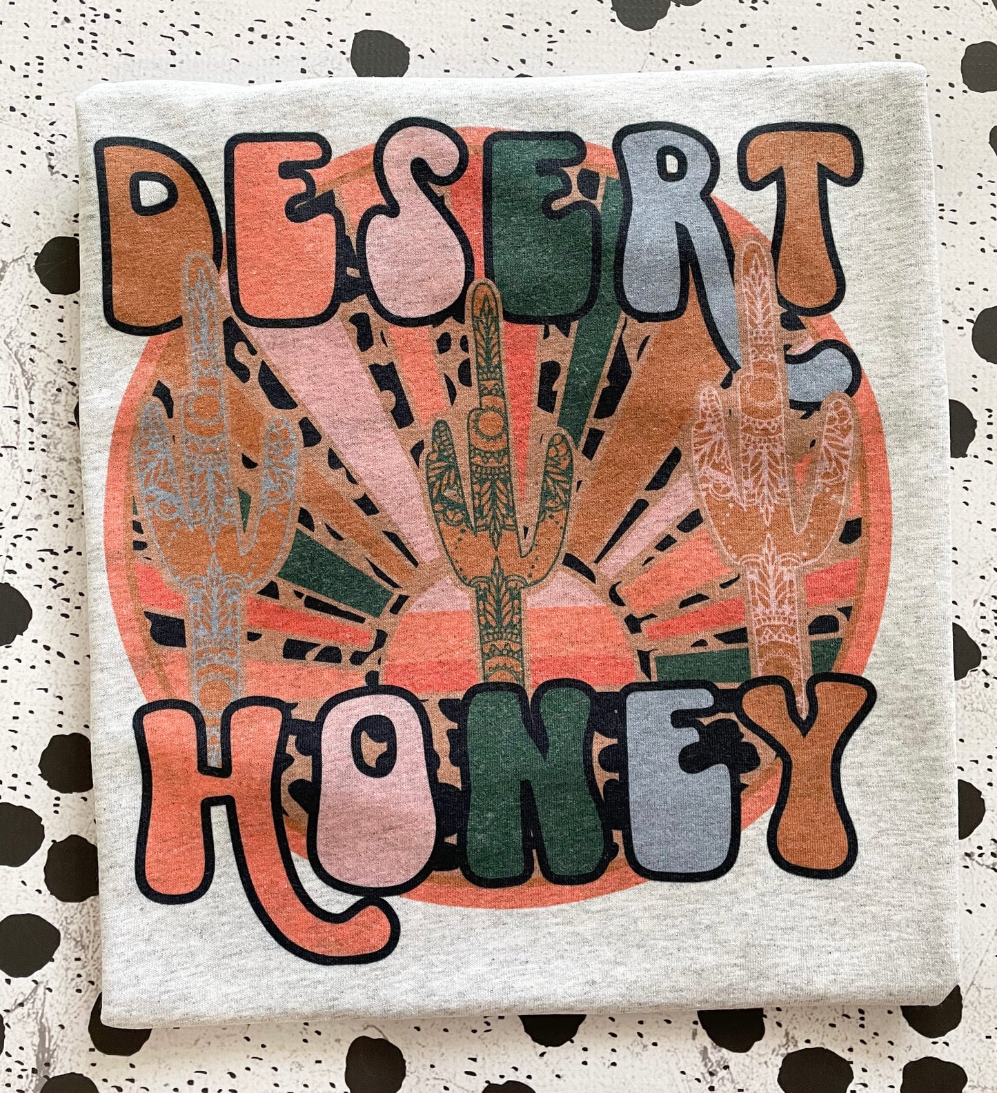 DESERT HONEY TEE